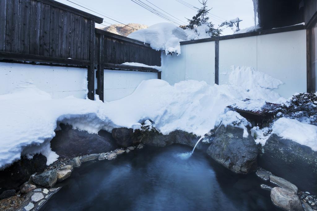 Okada Ryokan Warakutei Takayama  Exterior foto