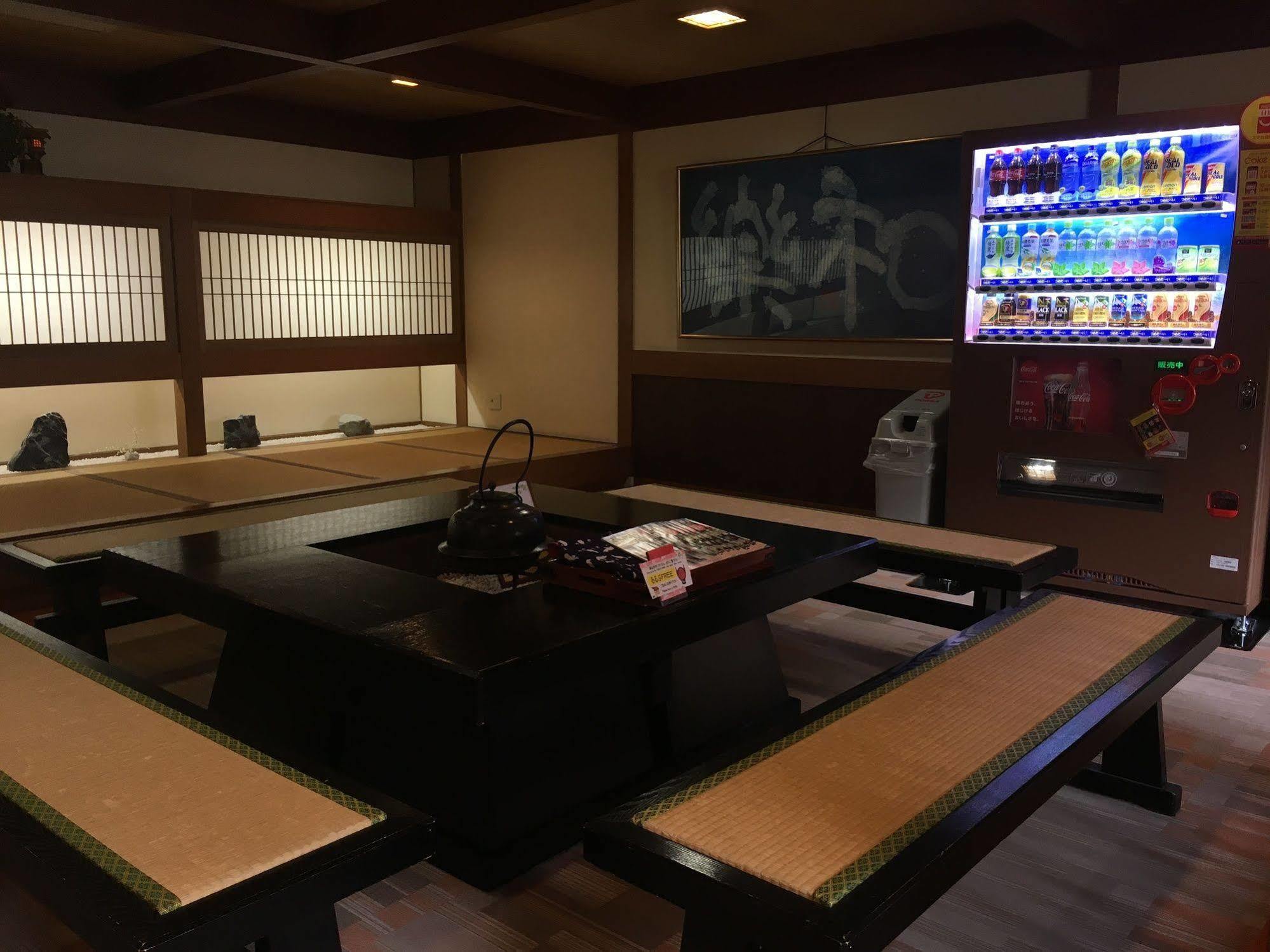 Okada Ryokan Warakutei Takayama  Exterior foto