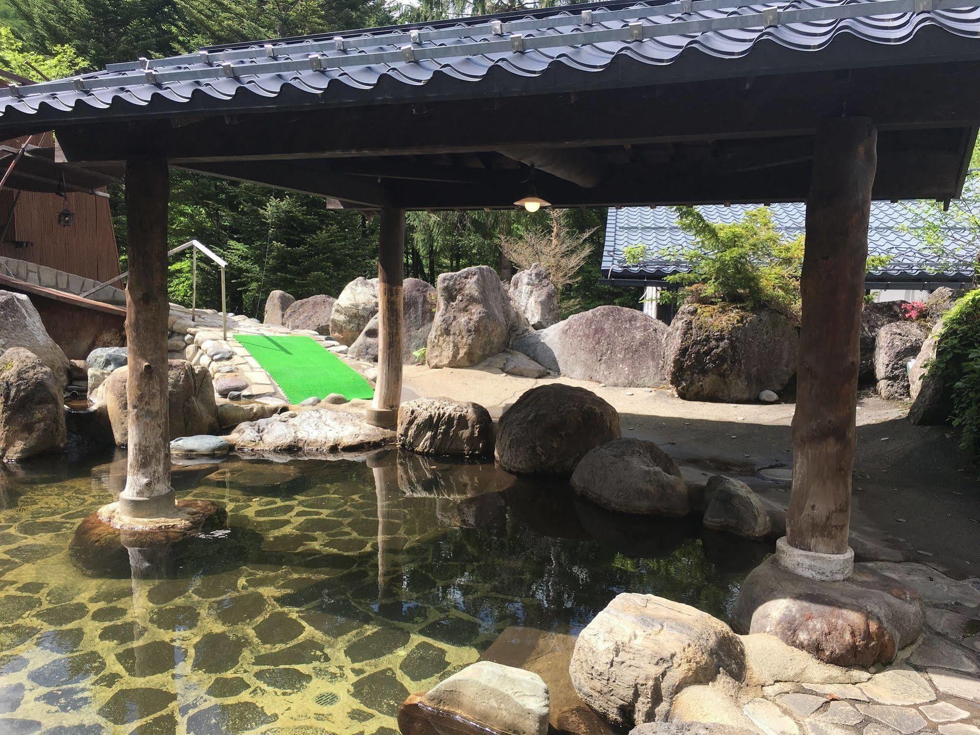 Okada Ryokan Warakutei Takayama  Exterior foto